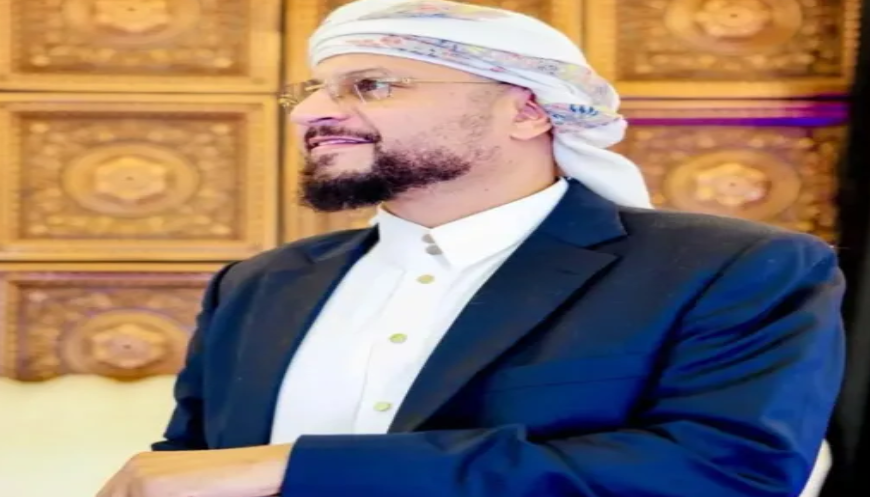 لأفضل من يرفع العلم اليمني في صورة...رجل أعمال يقدم جائزة مالية 