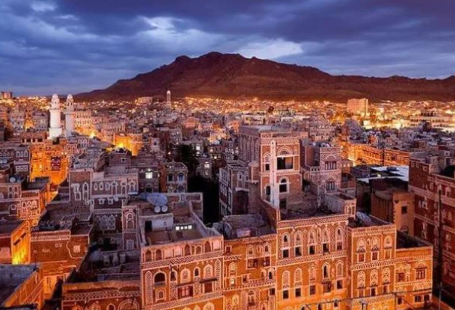 عصابة تقوم بهذا الأمر الصادم في قلب العاصمه صنعاء