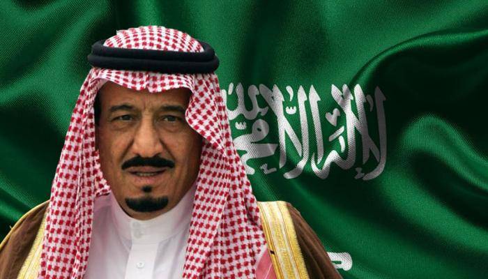 السعودية تفتح أبوابها بإجراء تاريخي.. خادم الحرمين الشريفين يلغي الرسوم والكفالة للمغتربين