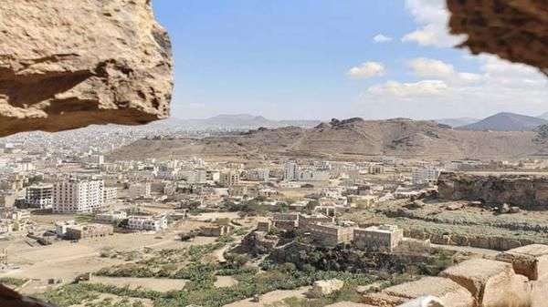 حادث مروري مرورع يؤدي بحياة دكتور وزوجته