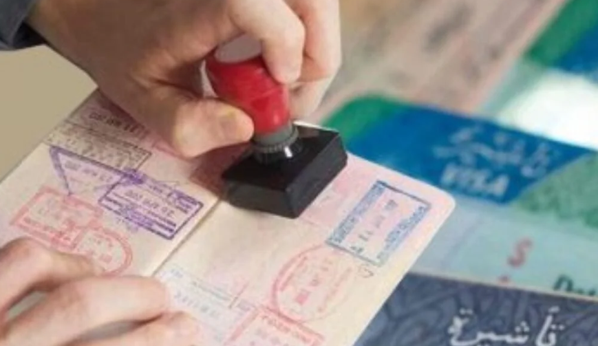 فرصة العمر... السعودية تُطلق تأشيرة عمل مجانية دون كفيل عبر منصة “قوى”